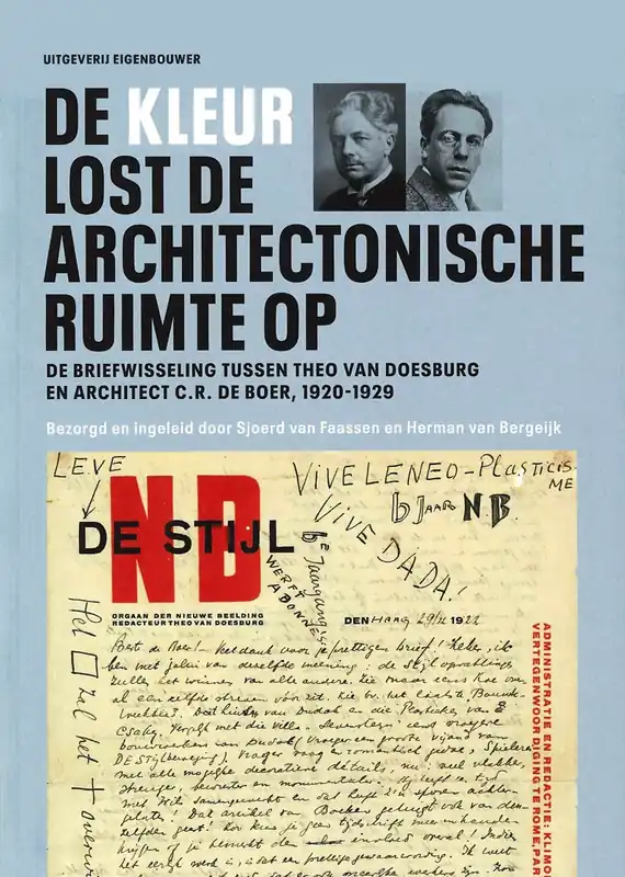 De kleur lost de architectonische ruimte op Dagaanbieding
