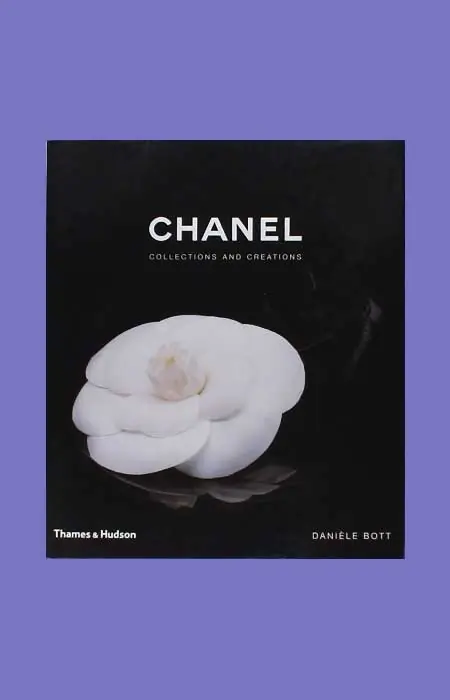 Voordeelprijs Chanel. Collections and Creations