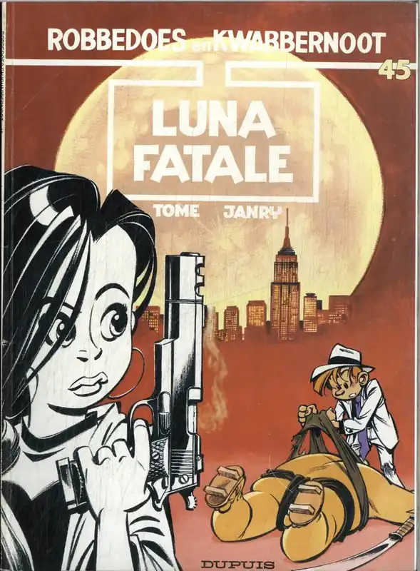 Luna Fatale / Druk 1 Direct Verzonden