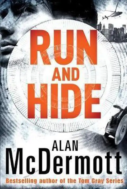 An Eva Driscoll Thriller- Run and Hide Nieuw