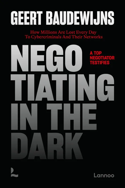 Bestel Nu Negotiating in the Dark / 2nd Edition